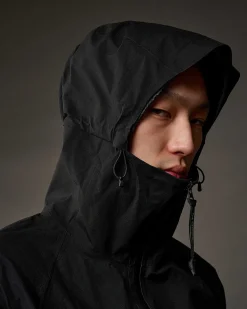 C.P. Company Metropolis Series Gore-Tex Infinium Hooded (Medium) Jacket Black Online