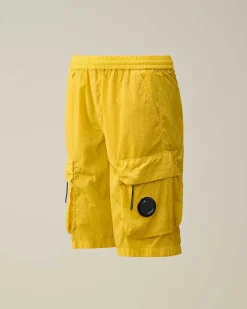 C.P. Company U16 Chrome-R Cargo Shorts Sulphur-Yellow Store